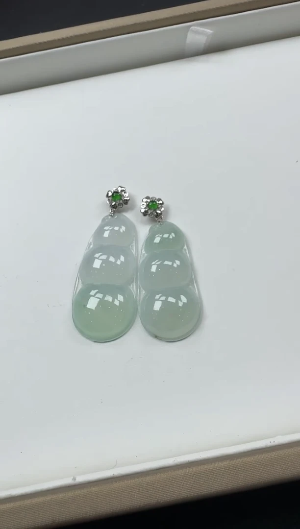 【闪购商品】翡翠颈饰18K金镶嵌YM391-36豆子多样性