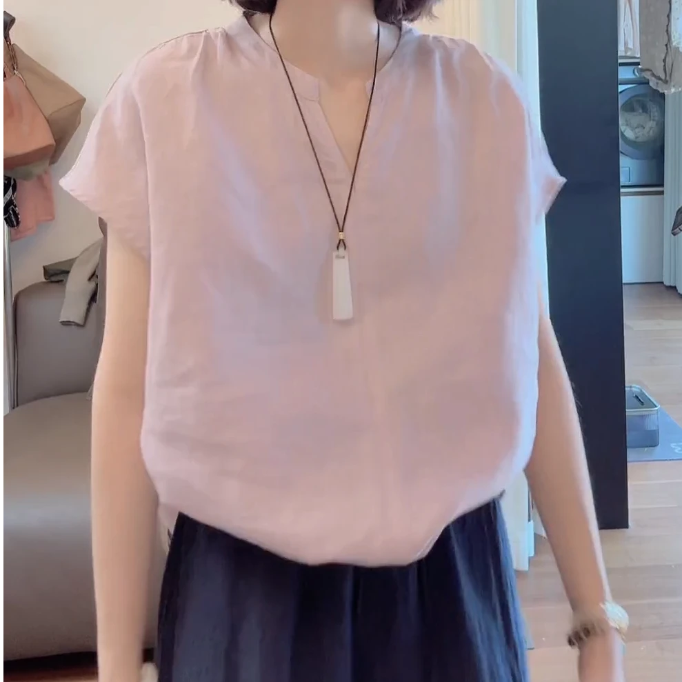 2025夏季新款文艺简约纯色小V领飞飞袖衬衫C5501