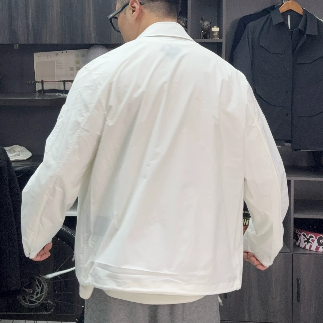 海报款轻量化夹克弹力尼龙纤维翻领夹克