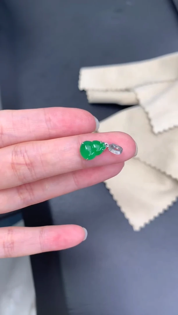 定制翡翠18K金镶嵌模式推广期48小时鉴赏期