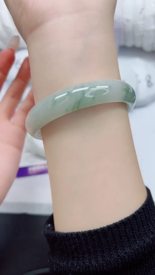 未镶嵌手镯石英质玉175-60/61