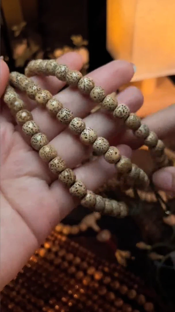 吊坠星月菩提精工级陈籽（白）桶珠8*7福利款长串
