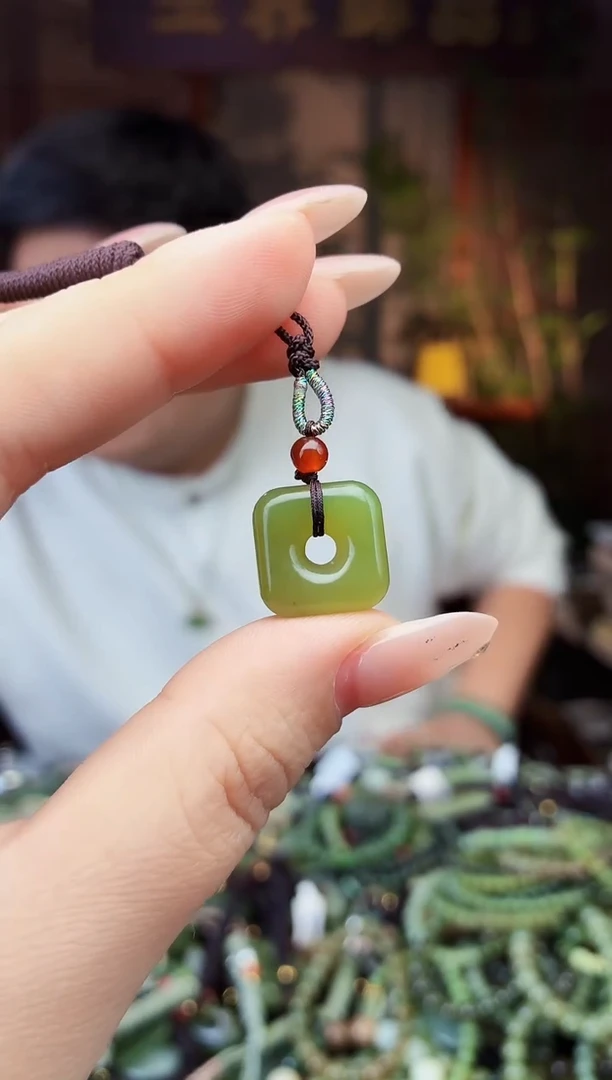 颈饰未镶嵌和田玉多样性发货拍一发一