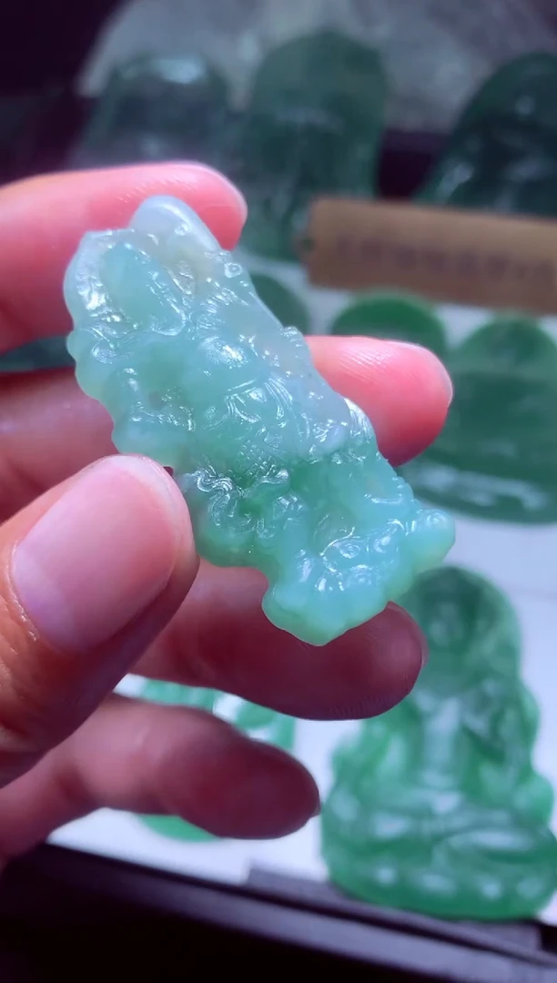 未镶嵌定制翡翠简**乐天然翡翠A货吊坠 官方基地发货