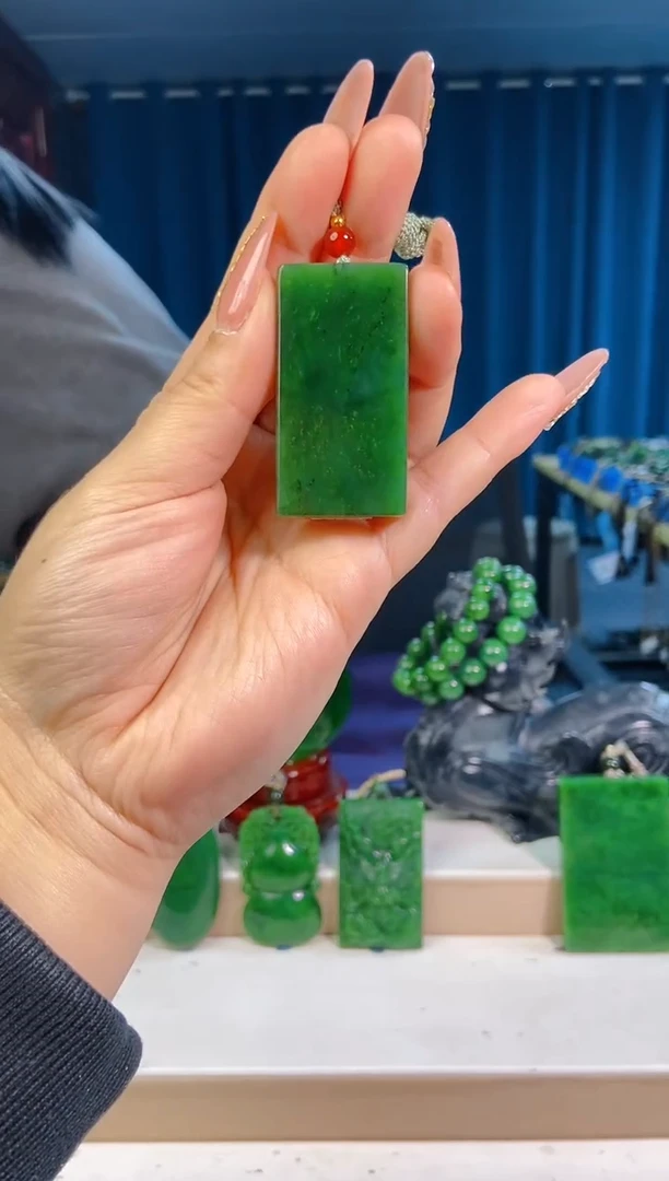 【闪购商品】和田玉挂件未镶嵌1