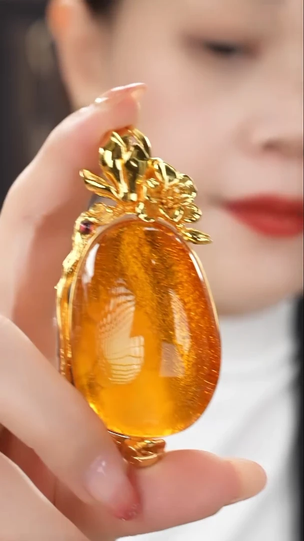 琥珀吊坠(不含链)未镶嵌特色蜜蜡吊坠