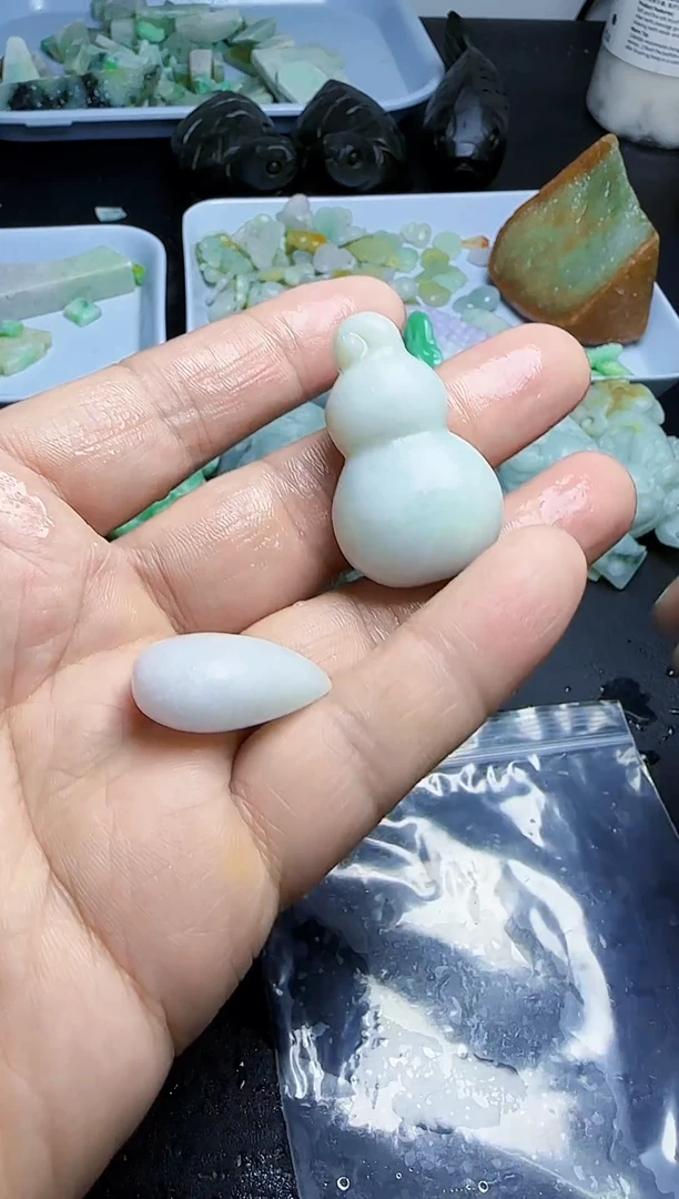 未镶嵌挂件翡翠028