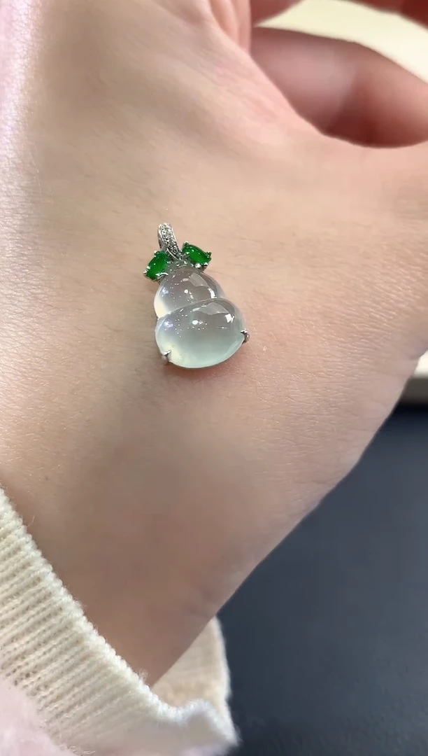 吊坠(不含链)18K金镶嵌翡翠b16