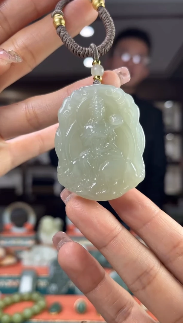 【闪购商品】和田玉颈饰未镶嵌佩佩龙 蛇