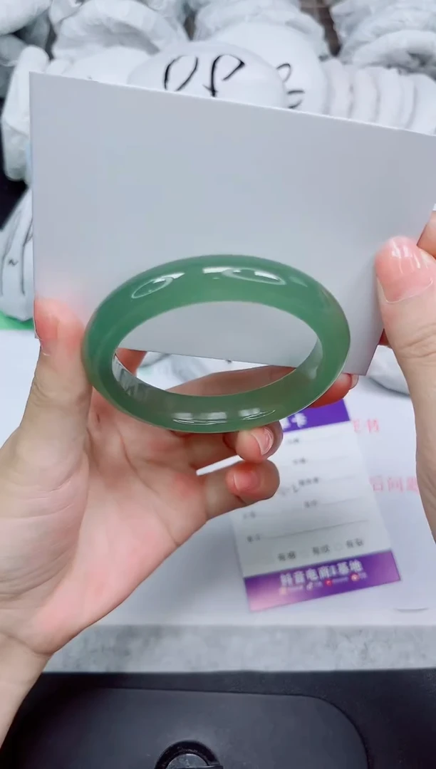 石英质玉手镯未镶嵌91-54