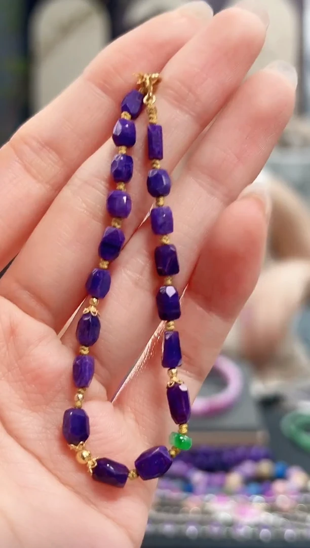 18K金镶嵌苏纪石（舒俱来）手链1S