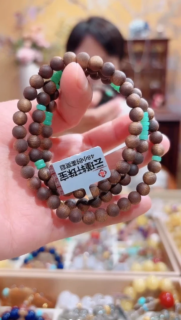 颈饰未镶嵌石英质玉设计款珠串