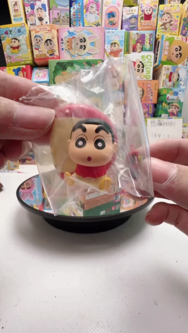 沙发小新蜡笔小新