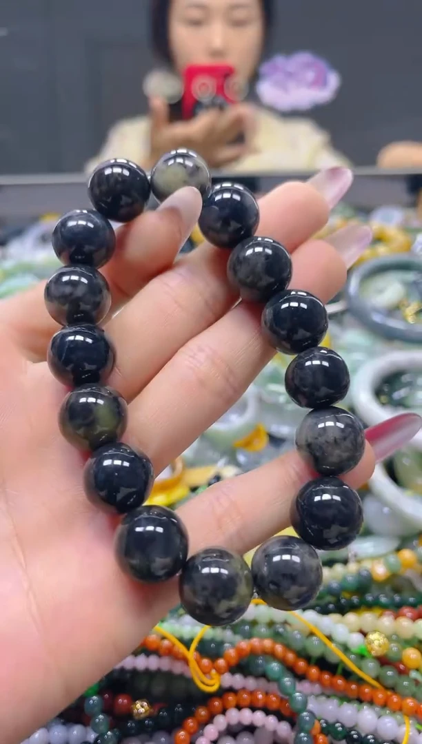 颈饰未镶嵌翡翠13MM/P/翡翠A货，一件也是批发价