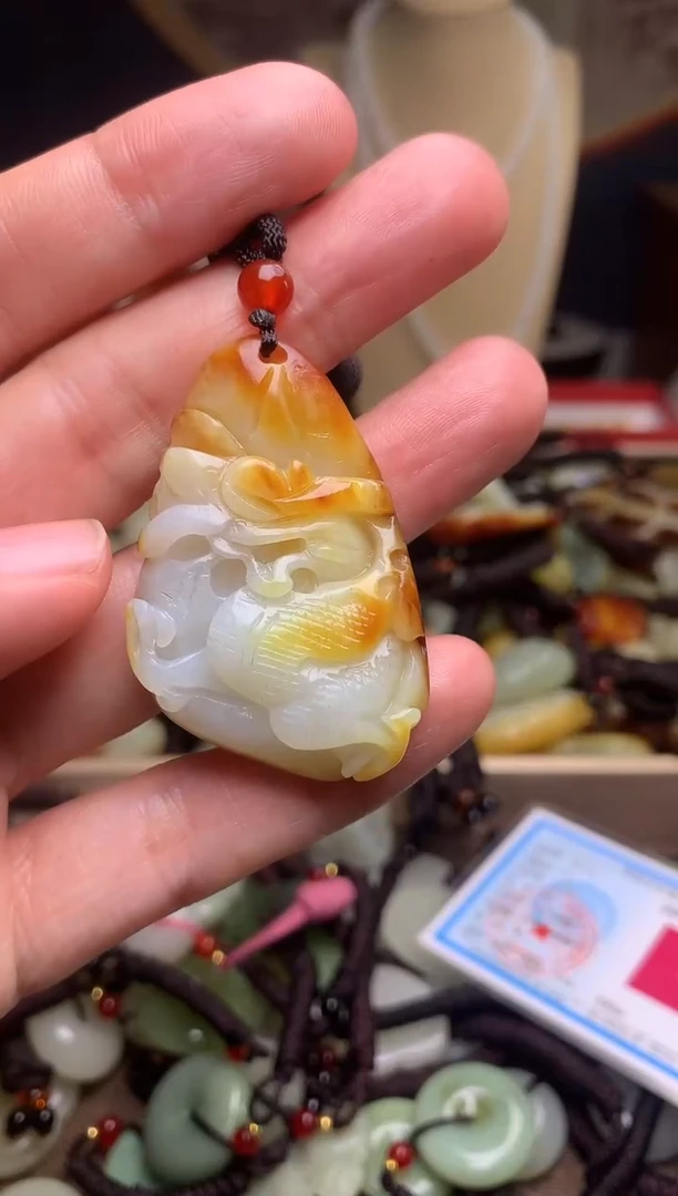 颈饰未镶嵌和田玉新疆料青海料清水和田玉吊坠