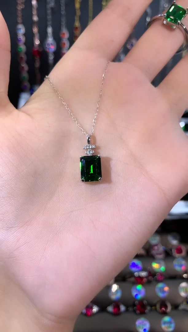 吊坠(赠链)银S925镶嵌碧玺810银色