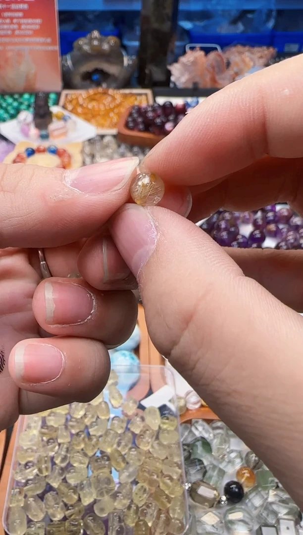 颈饰未镶嵌水晶25a多样性发其一/11.7/1个7M