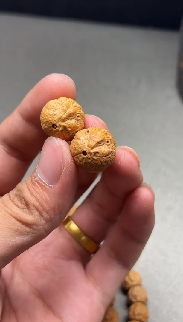猴头核桃手串猴头雕刻 蛇头 配饰一颗