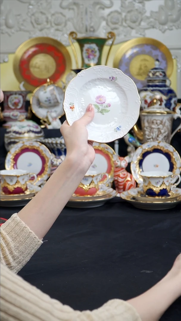 骨瓷婷婷中古器物如图所示23