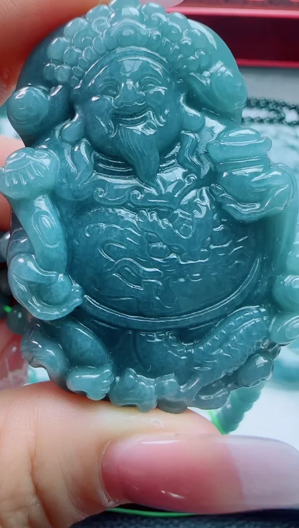颈饰未镶嵌翡翠多样性发其一