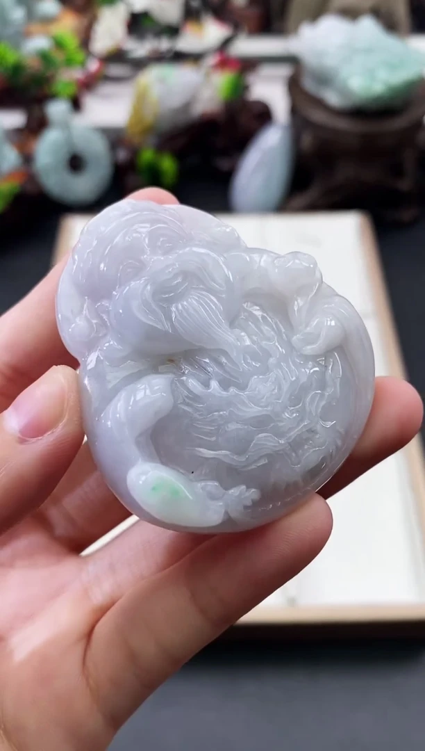 翡翠未镶嵌颈饰天然缅甸A货翡翠