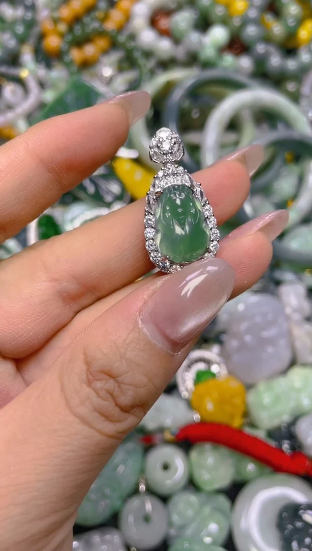 颈饰未镶嵌翡翠/P/翡翠A货，一件也是批发价