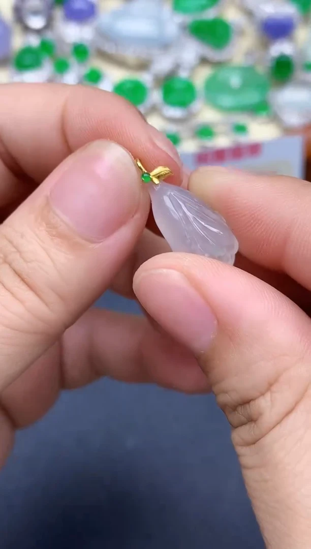 颈饰18K金镶嵌翡翠227-中国好珍宝