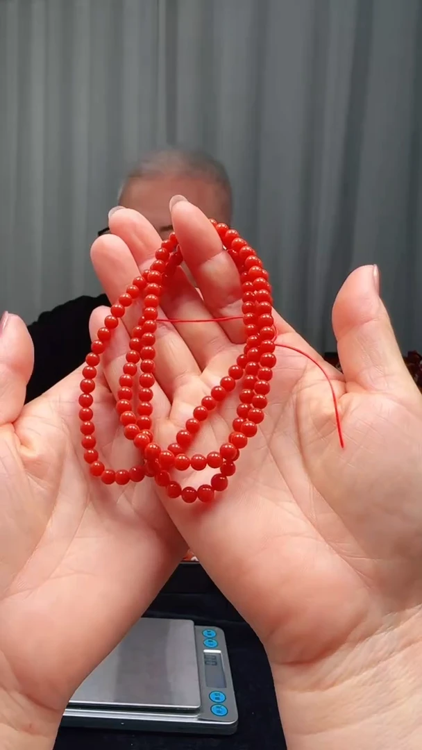 南红玛瑙多样性发一件未镶嵌5mm滴水洞圆珠多圈