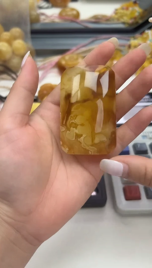 裸石蜜蜡未镶嵌琥珀蜜蜡吊坠