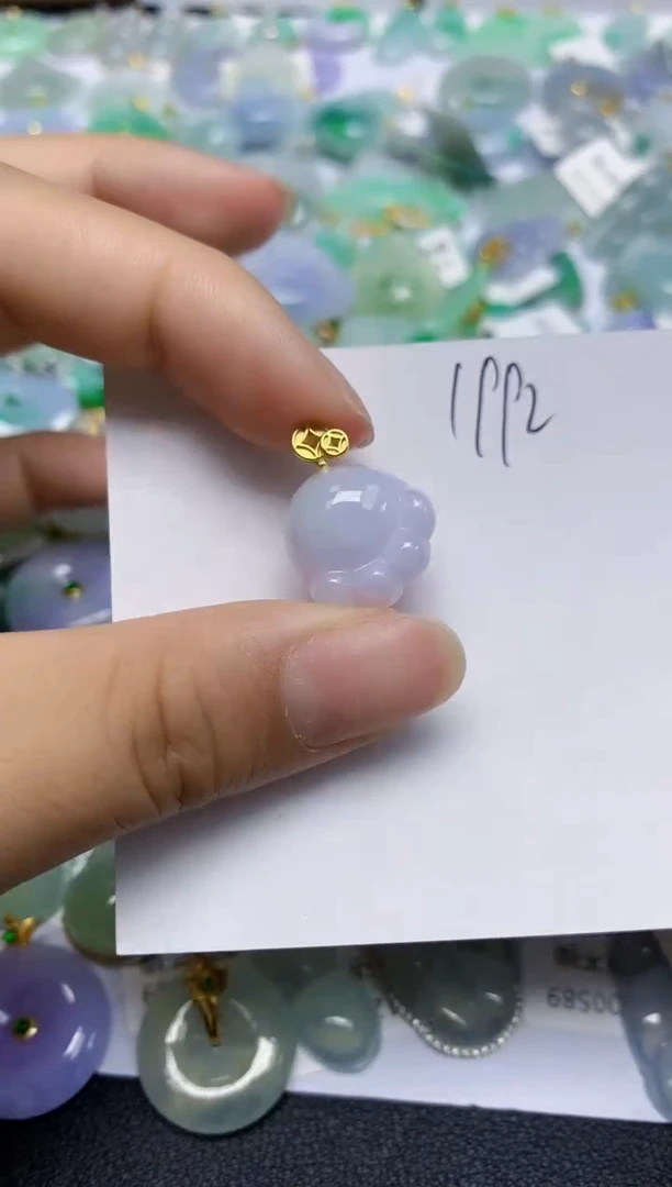 翡翠未镶嵌颈饰天然缅甸翡翠A货