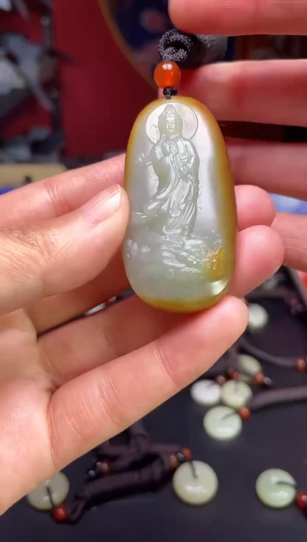 颈饰未镶嵌和田玉1