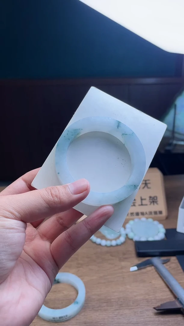 【闪购商品】定制翡翠手镯未镶嵌 定制