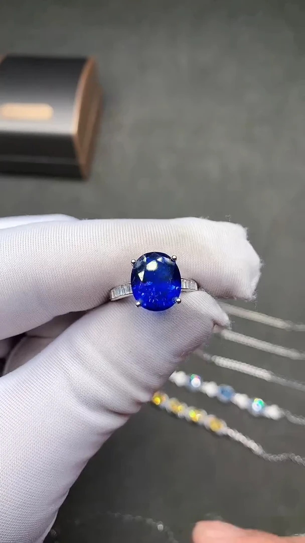 【闪购商品】蓝宝石戒指银S925镶嵌.........