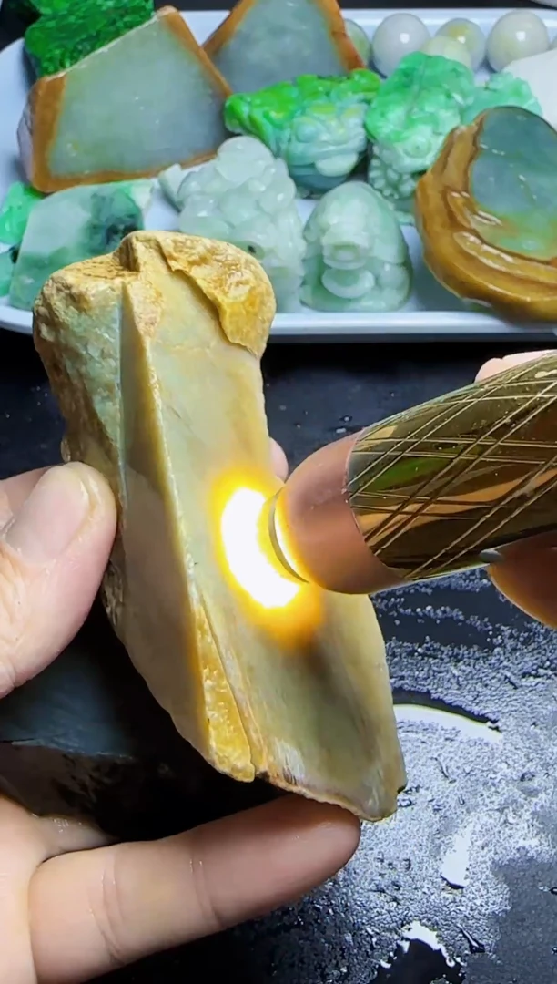 颈饰未镶嵌翡翠45