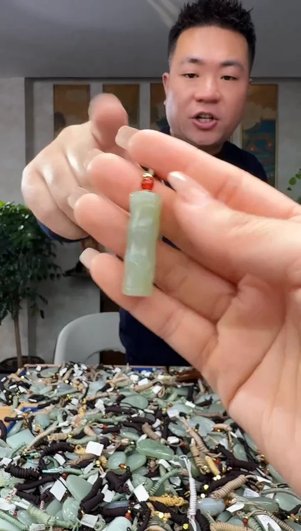 颈饰未镶嵌和田玉拍一发一多样性发货