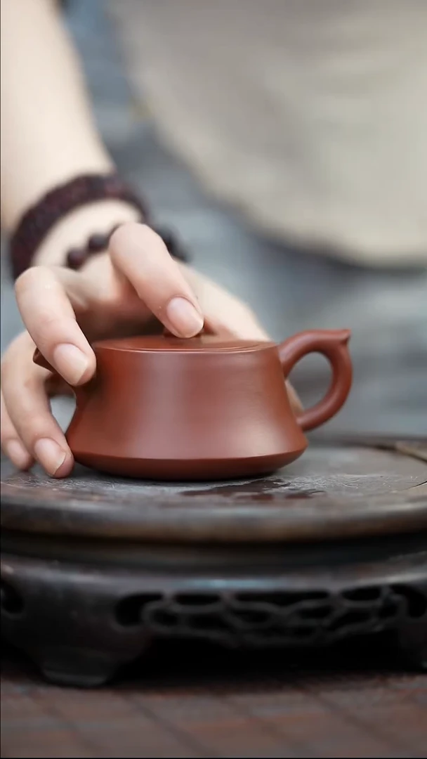 茶壶紫砂宜兴紫砂岁颐传砂原矿全手0