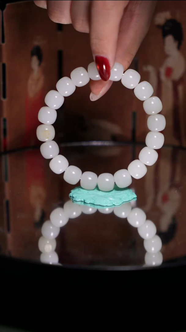 未镶嵌和田玉挂件44克新疆子料手串卡11mm