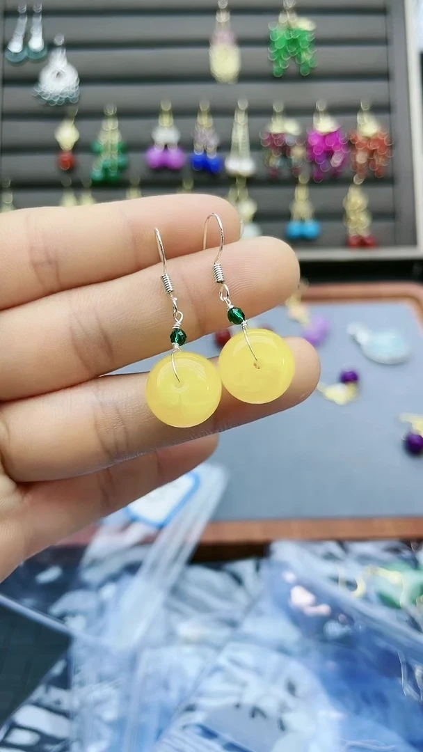 【闪购商品】蜜蜡耳饰银S925镶嵌302000