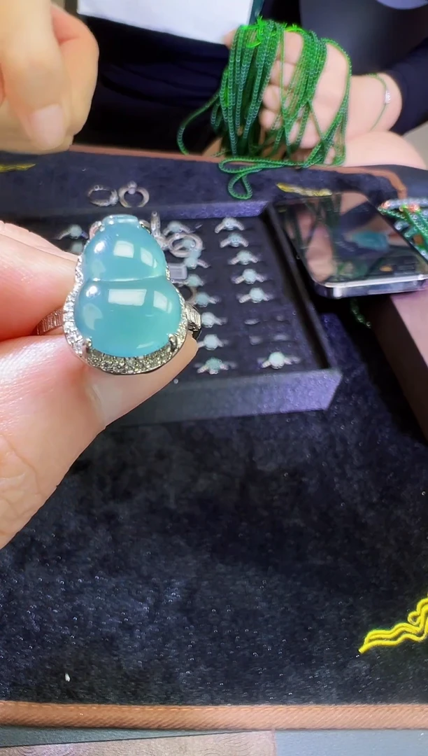 翡翠未镶嵌颈饰天然A货翡翠手镯11