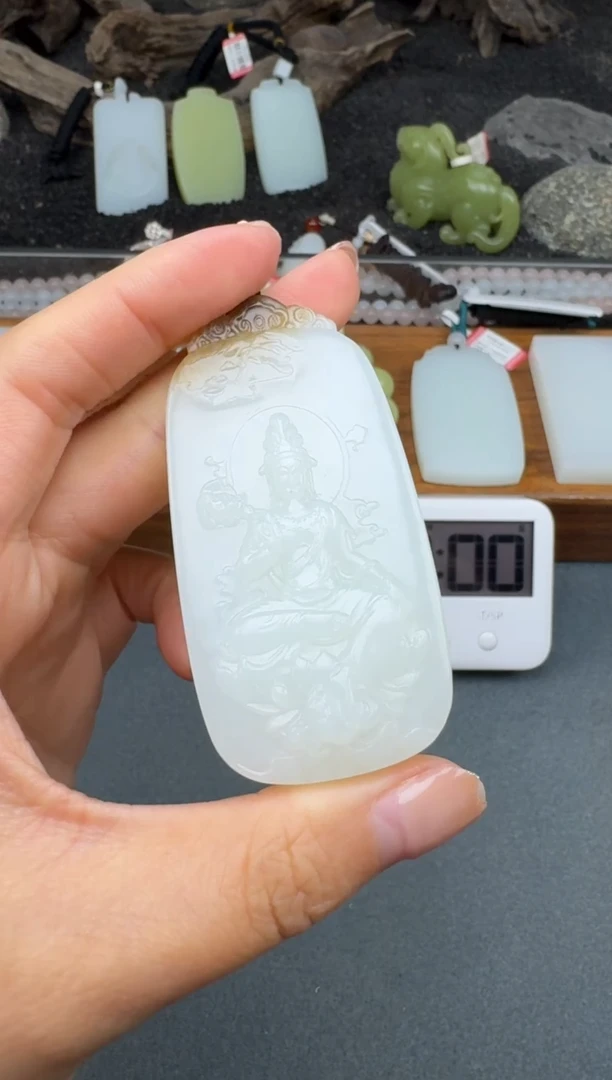 颈饰未镶嵌和田玉3