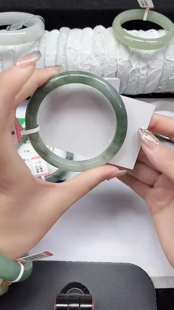 未镶嵌手镯石英质玉168-61/62