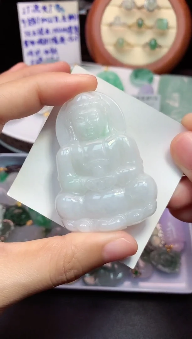 颈饰未镶嵌翡翠吊坠