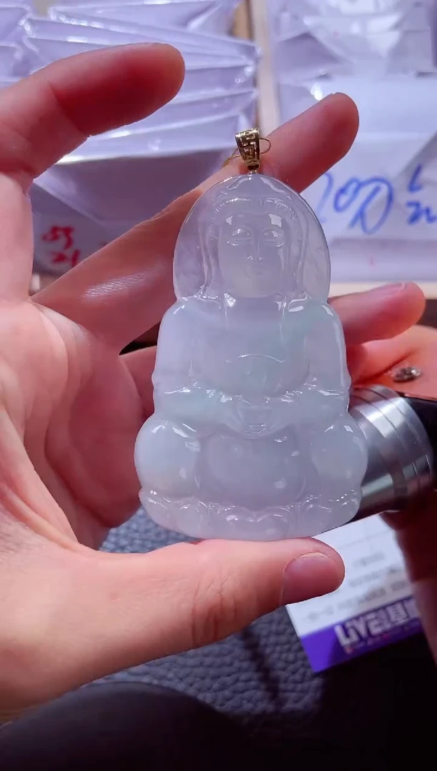 颈饰18K金镶嵌翡翠00002362