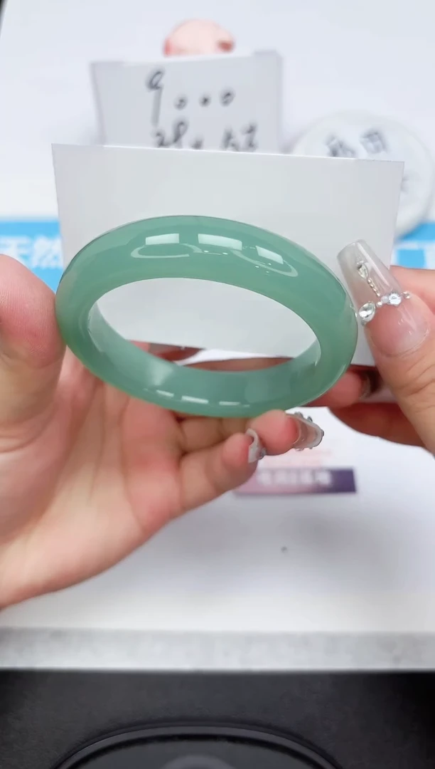 石英质玉手镯未镶嵌55-58.1