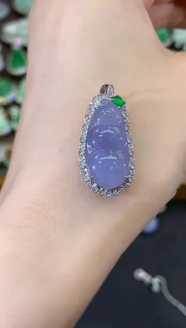 吊坠(不含链)18K金镶嵌翡翠C93 紫货有色差