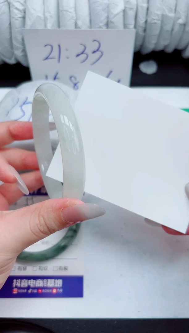 石英质玉手镯未镶嵌56-62