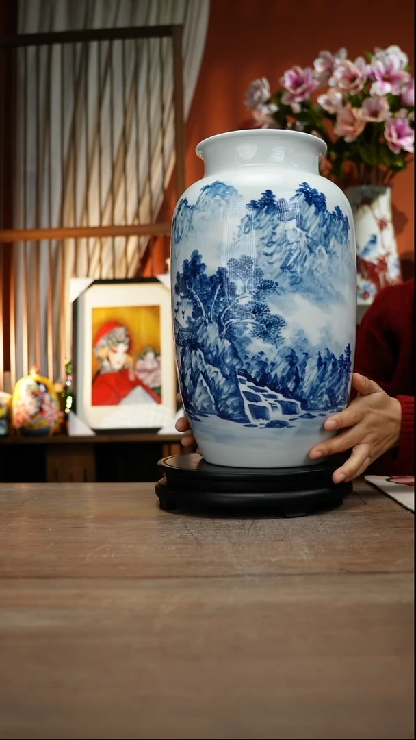 当代景德镇设计师釉下手绘陶瓷花瓶