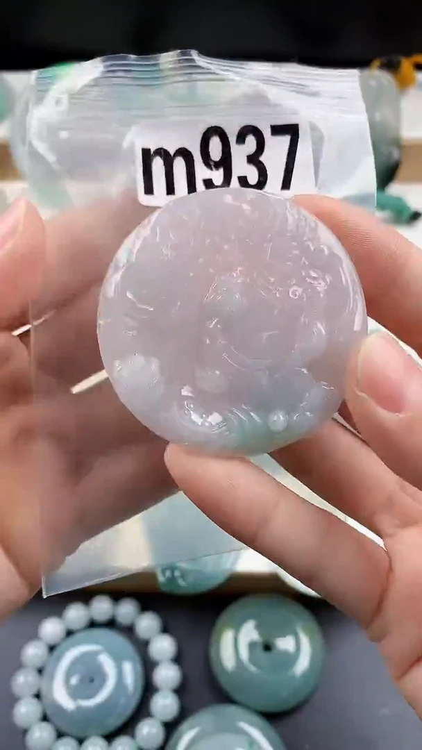 颈饰未镶嵌翡翠天然翡翠吊坠挂件