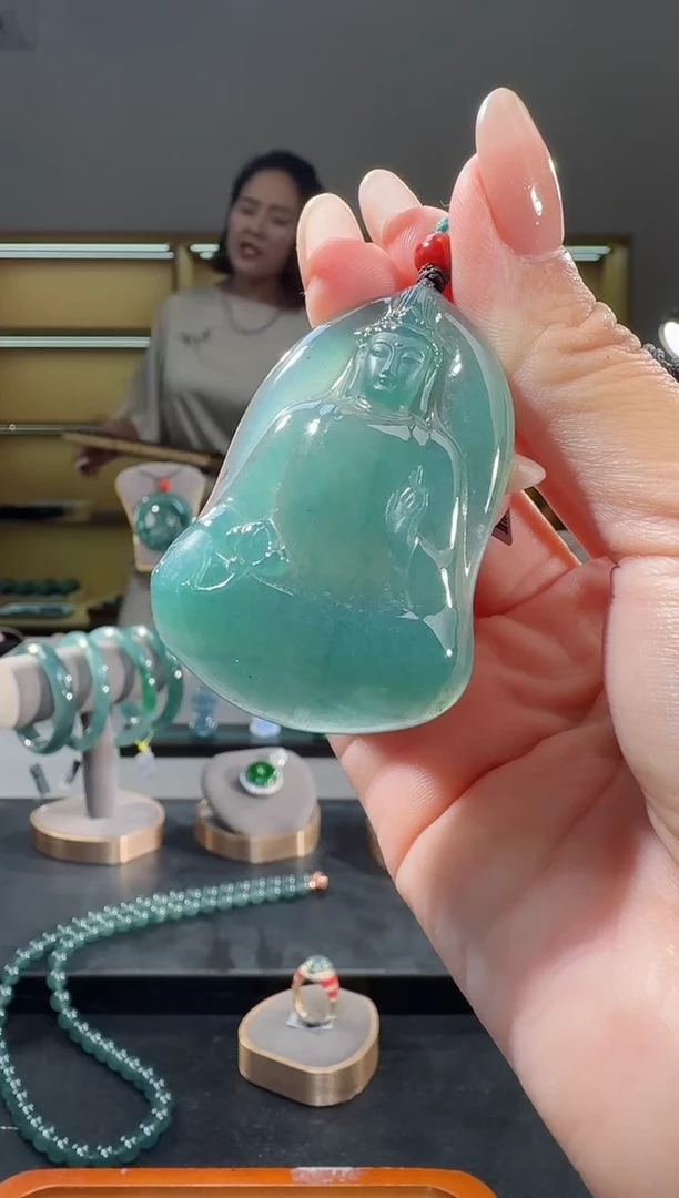 翡翠未镶嵌吊坠(不含链)观音