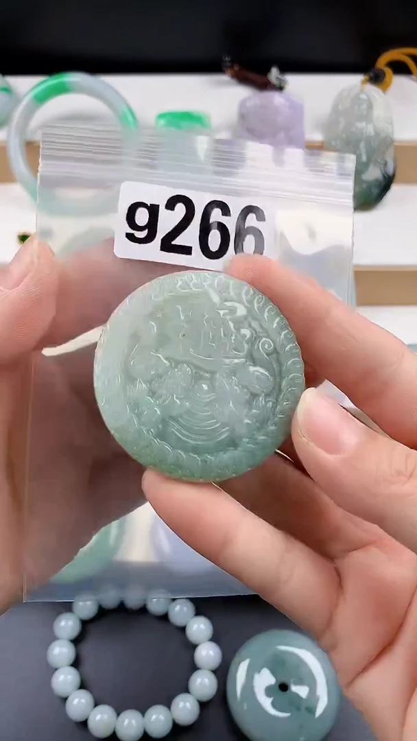 颈饰未镶嵌翡翠天然翡翠吊坠挂件